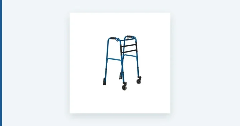 Deambulatore e rollator in alluminio affiancati